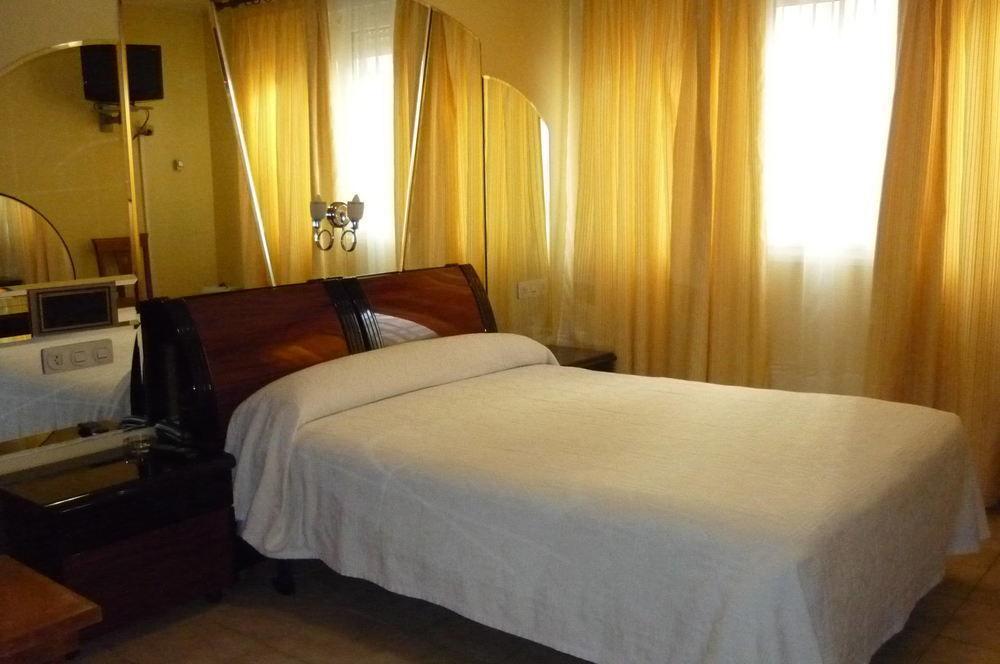Hotel Francisco Javier La Coruña Eksteriør bilde